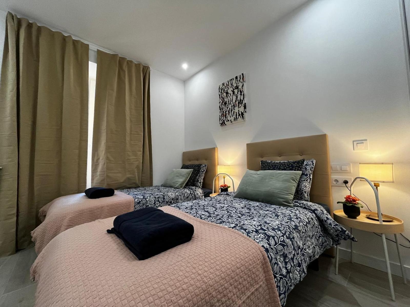 Centric Rooms In Мадрид Экстерьер фото